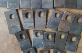 轨道压板特性 轨道压板特性